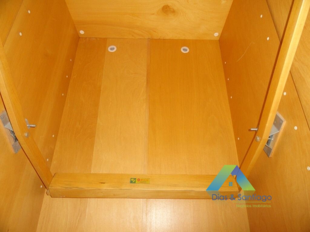 Apartamento para alugar com 2 quartos, 70m² - Foto 24