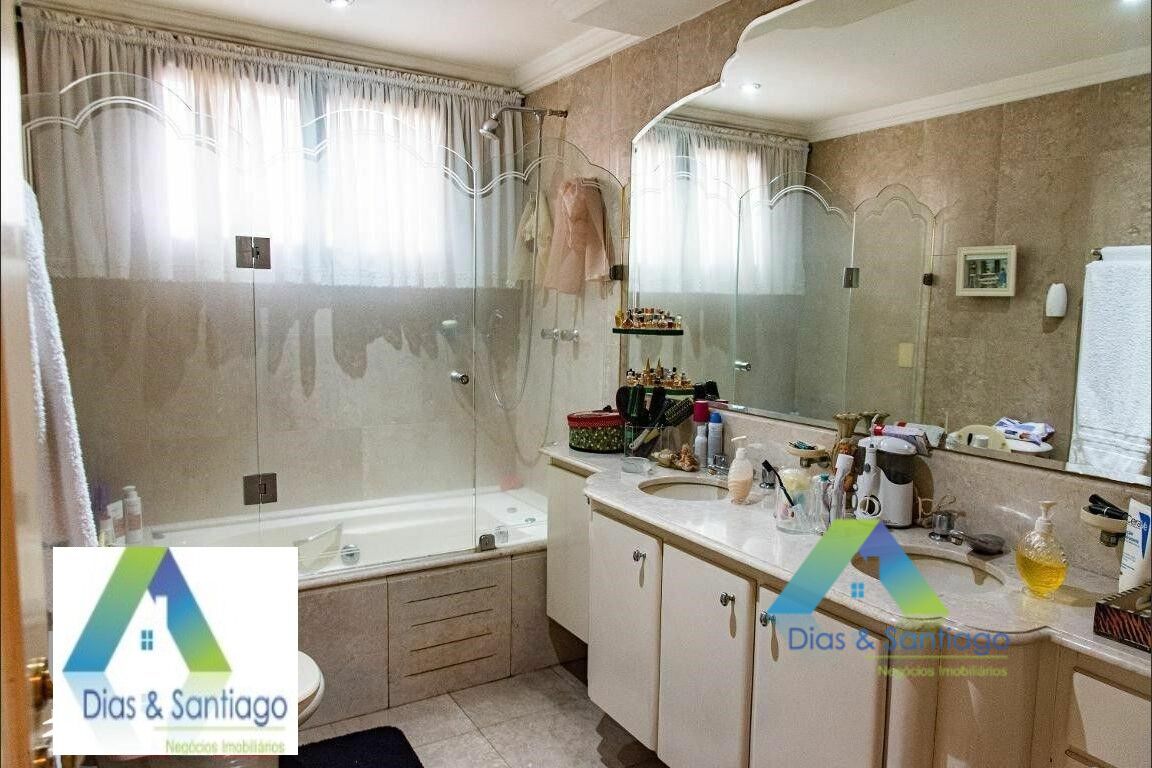 Apartamento à venda com 4 quartos, 230m² - Foto 15