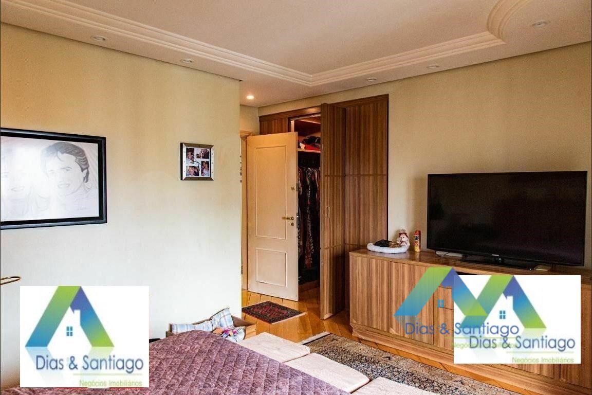 Apartamento à venda com 4 quartos, 230m² - Foto 14