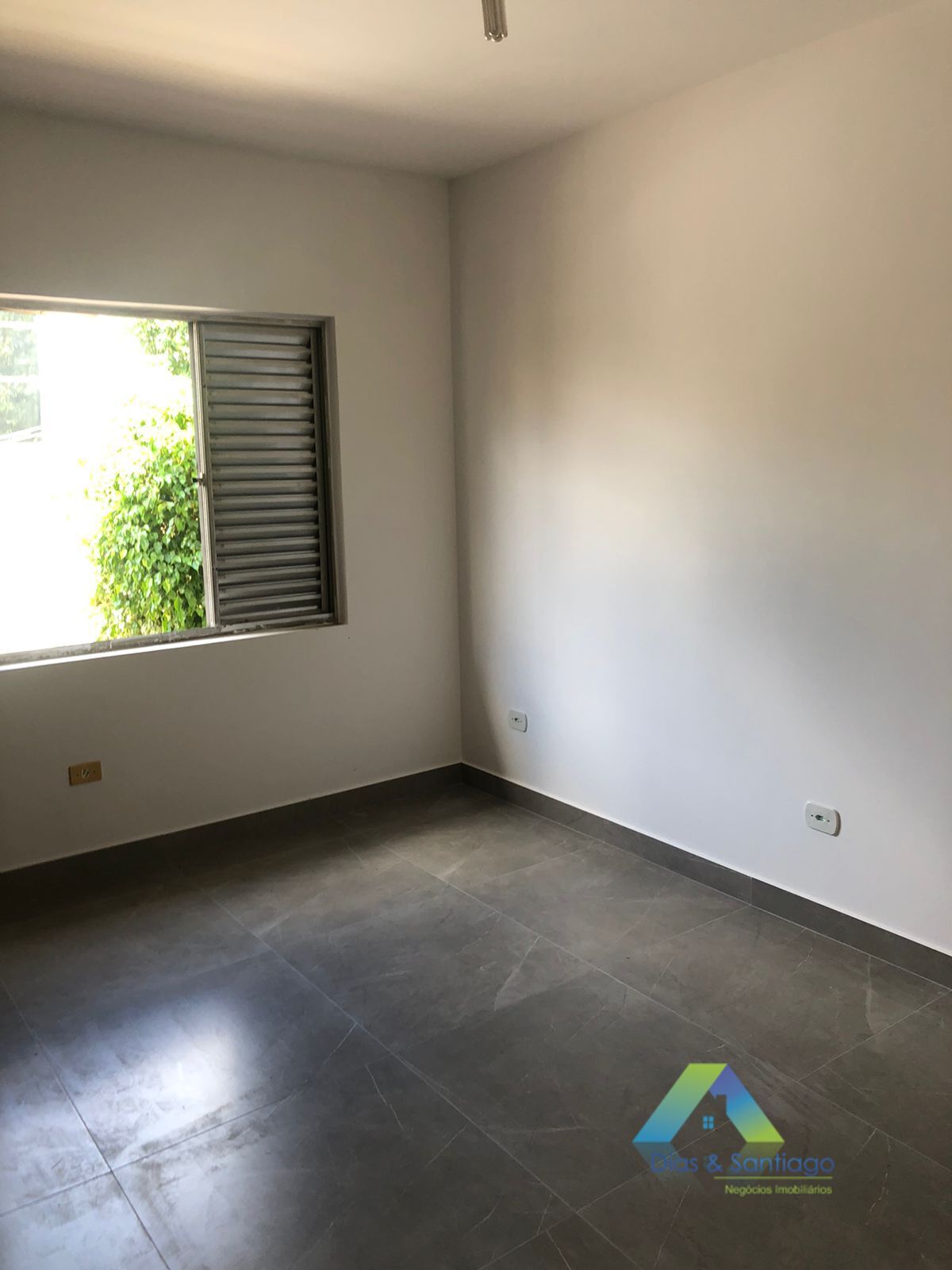 Casa à venda com 3 quartos, 180m² - Foto 11