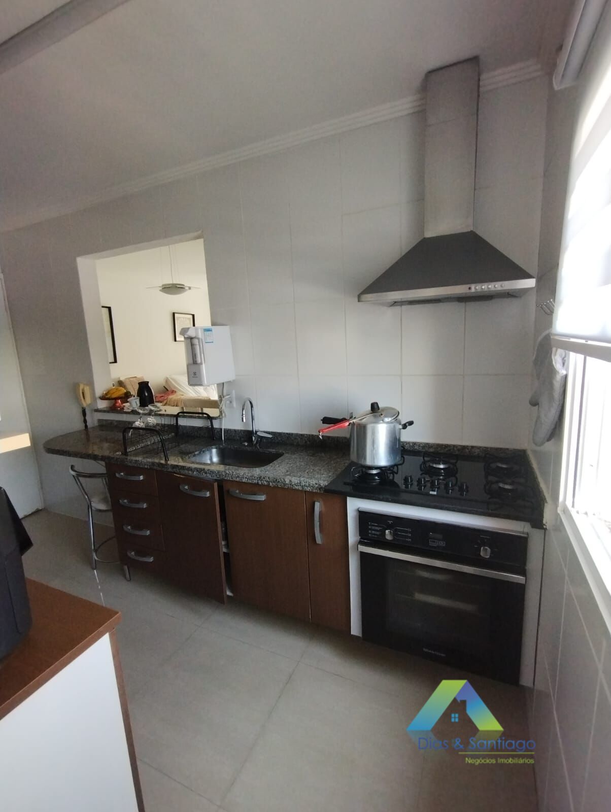 Apartamento à venda com 2 quartos, 67m² - Foto 5