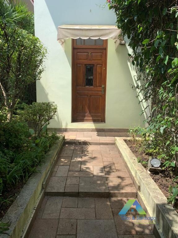 Casa à venda com 4 quartos, 200m² - Foto 16