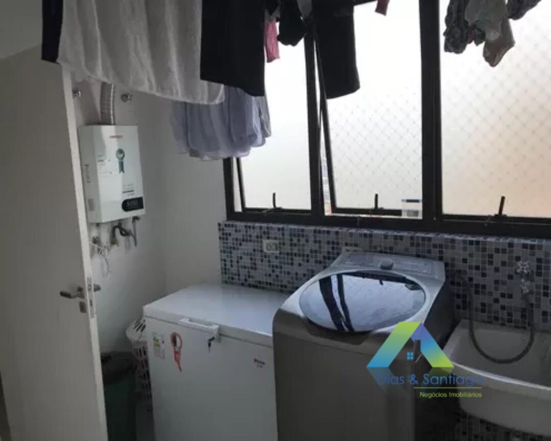 Apartamento à venda com 3 quartos, 149m² - Foto 9