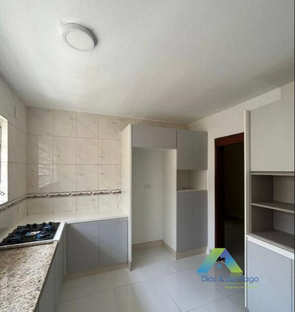 Sobrado à venda com 4 quartos, 190m² - Foto 5