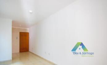 Apartamento à venda com 2 quartos, 50m² - Foto 2