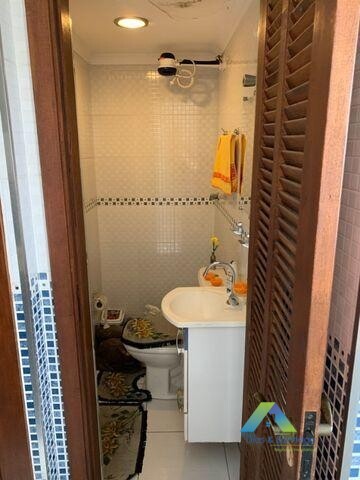 Apartamento à venda com 3 quartos, 143m² - Foto 4