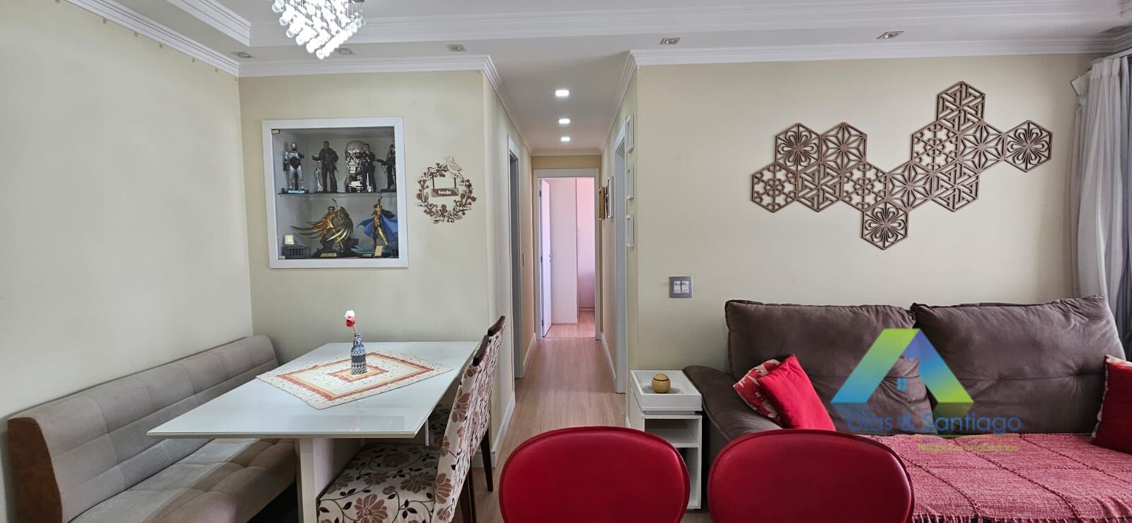 Apartamento à venda com 2 quartos, 68m² - Foto 3