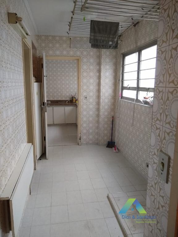 Apartamento à venda com 3 quartos, 145m² - Foto 14