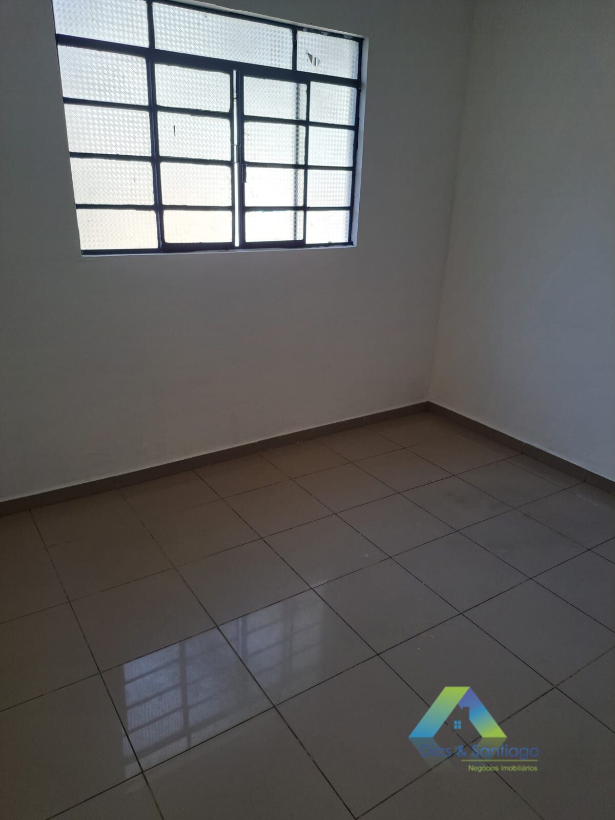 Casa para alugar com 1 quarto, 40m² - Foto 7