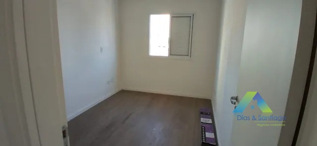 Apartamento à venda com 2 quartos, 62m² - Foto 4