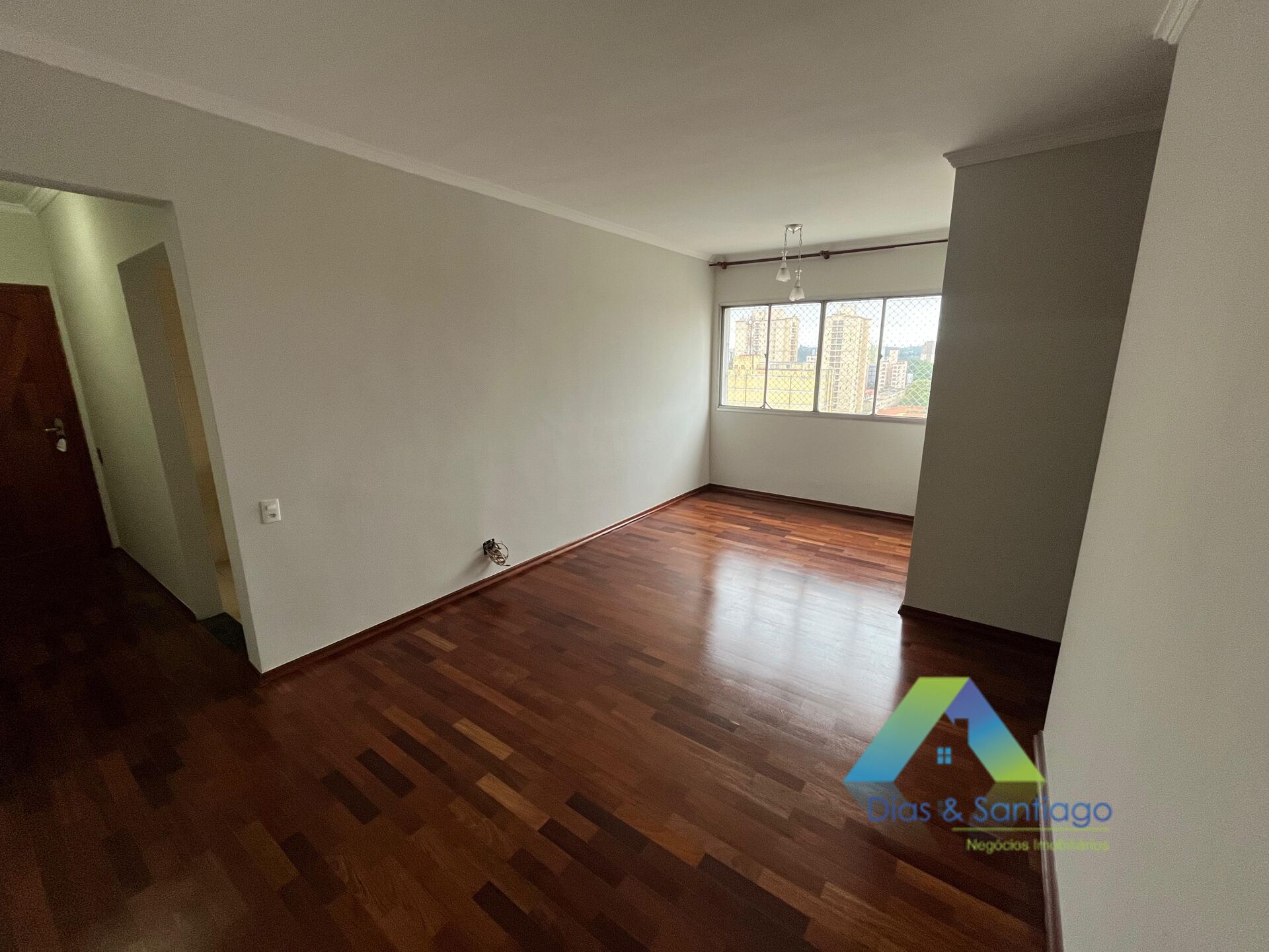 Apartamento à venda com 2 quartos, 60m² - Foto 2