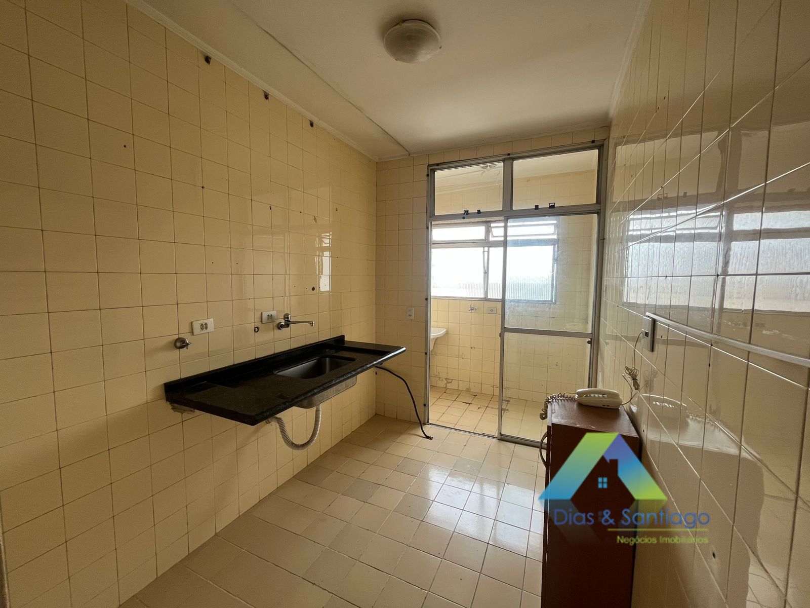 Apartamento à venda com 2 quartos, 60m² - Foto 4