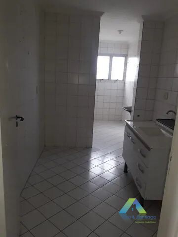 Apartamento à venda com 3 quartos, 69m² - Foto 2