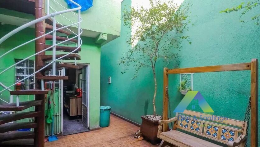 Sobrado à venda com 3 quartos, 250m² - Foto 24