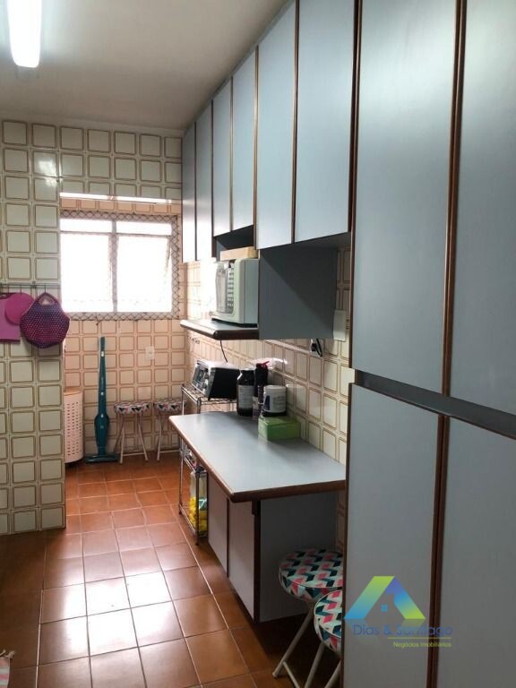 Apartamento à venda com 3 quartos, 100m² - Foto 5