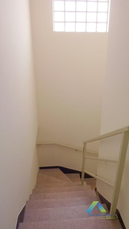 Sobrado para alugar com 1 quarto, 300m² - Foto 11