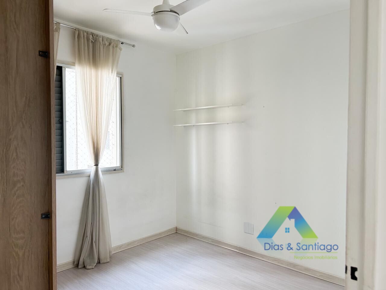 Apartamento à venda com 1 quarto, 41m² - Foto 15