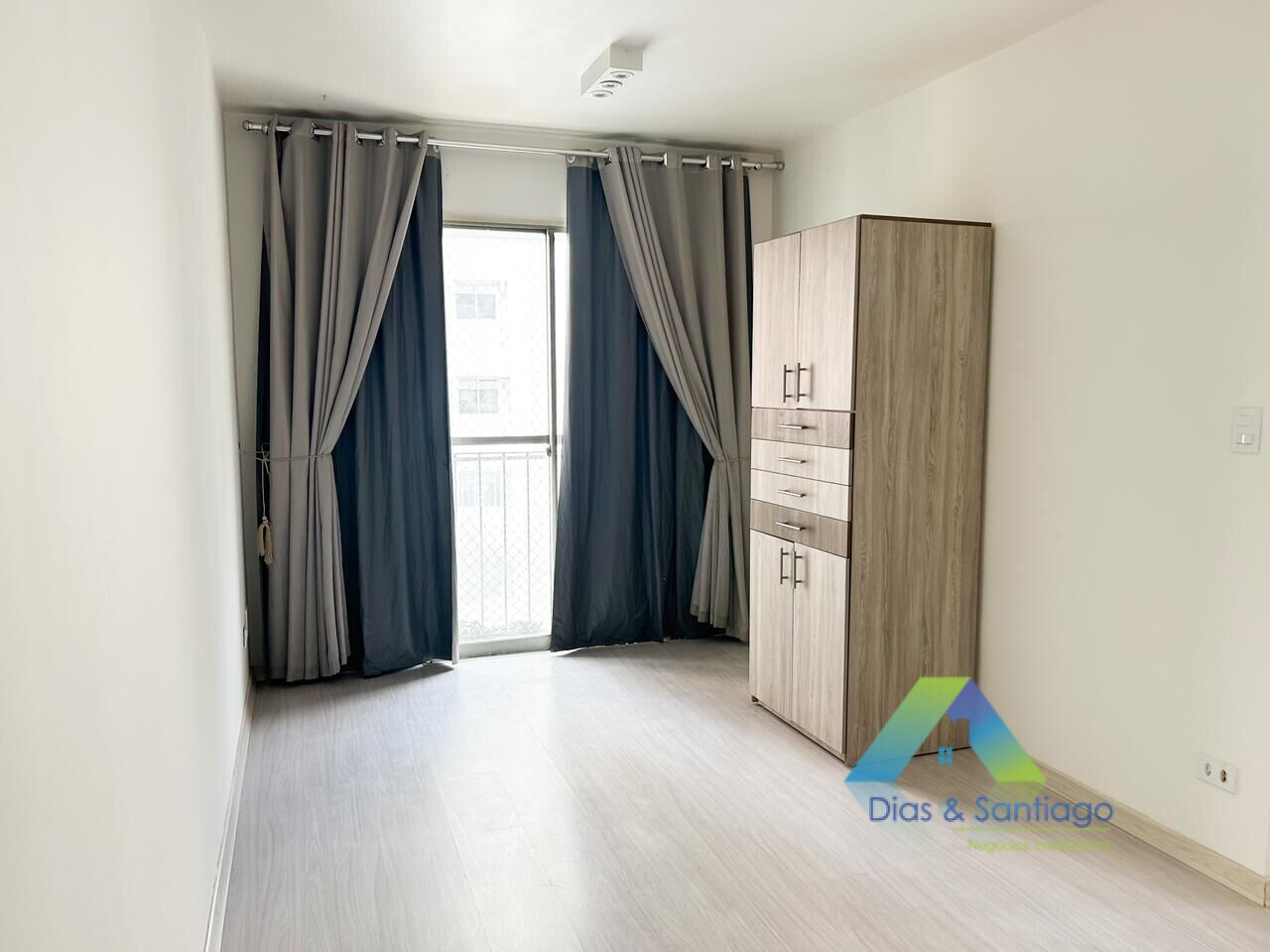 Apartamento à venda com 1 quarto, 41m² - Foto 1