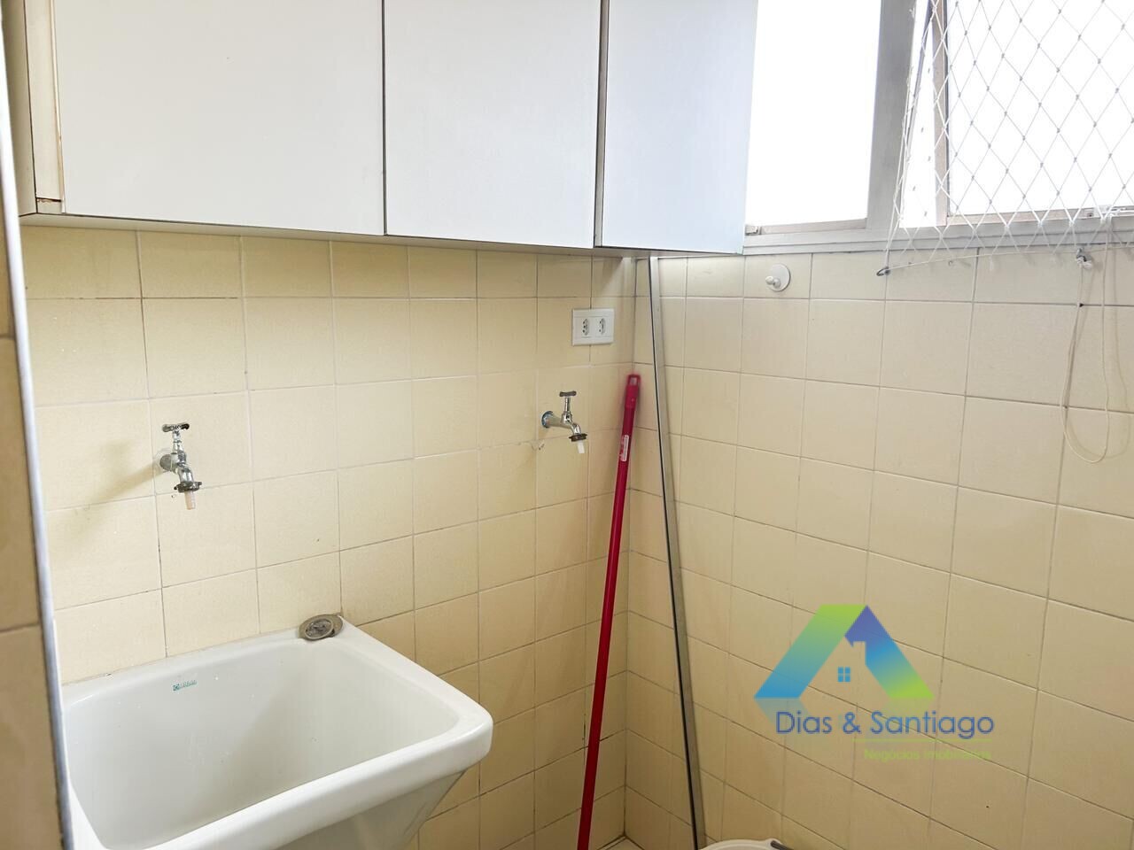 Apartamento à venda com 1 quarto, 41m² - Foto 32