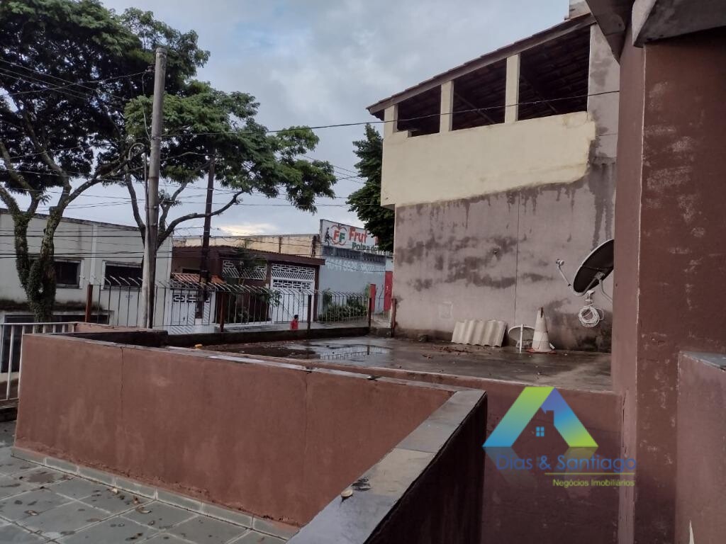 Sobrado à venda com 2 quartos, 200m² - Foto 16