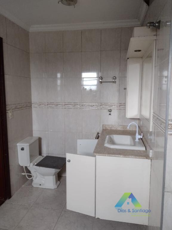 Sobrado à venda com 2 quartos, 200m² - Foto 8