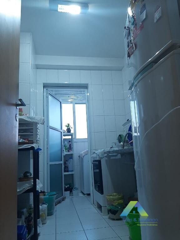 Apartamento à venda com 2 quartos, 60m² - Foto 12