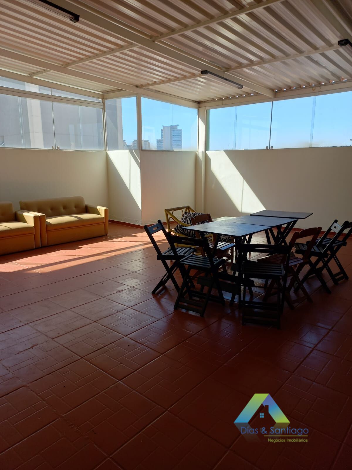 Apartamento à venda com 2 quartos, 80m² - Foto 18