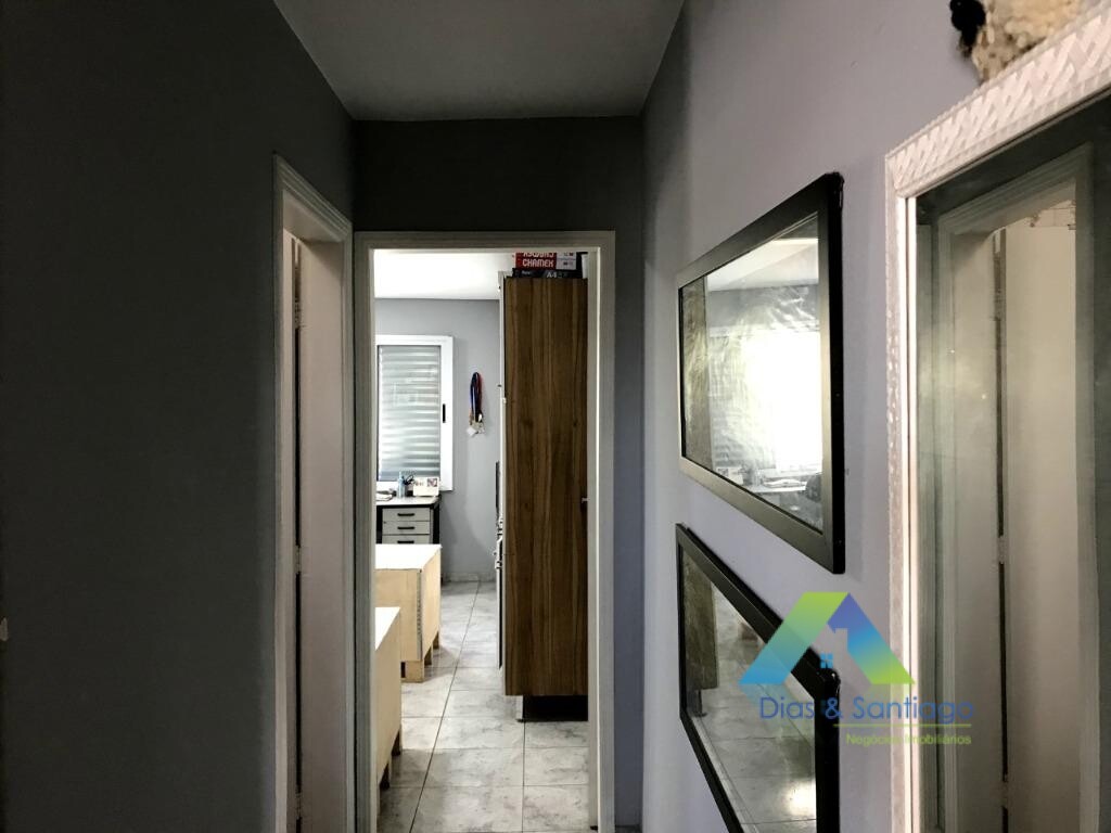 Sobrado à venda com 3 quartos, 180m² - Foto 2