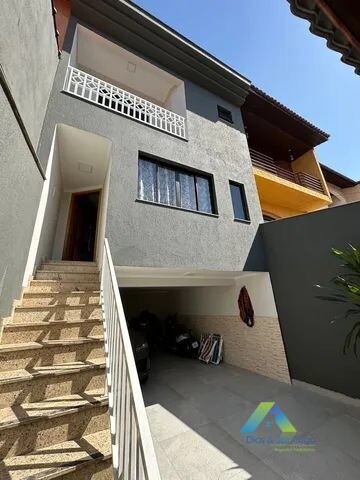 Sobrado à venda com 3 quartos, 113m² - Foto 1