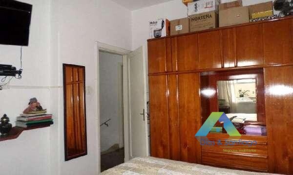 Sobrado à venda com 3 quartos, 230m² - Foto 2