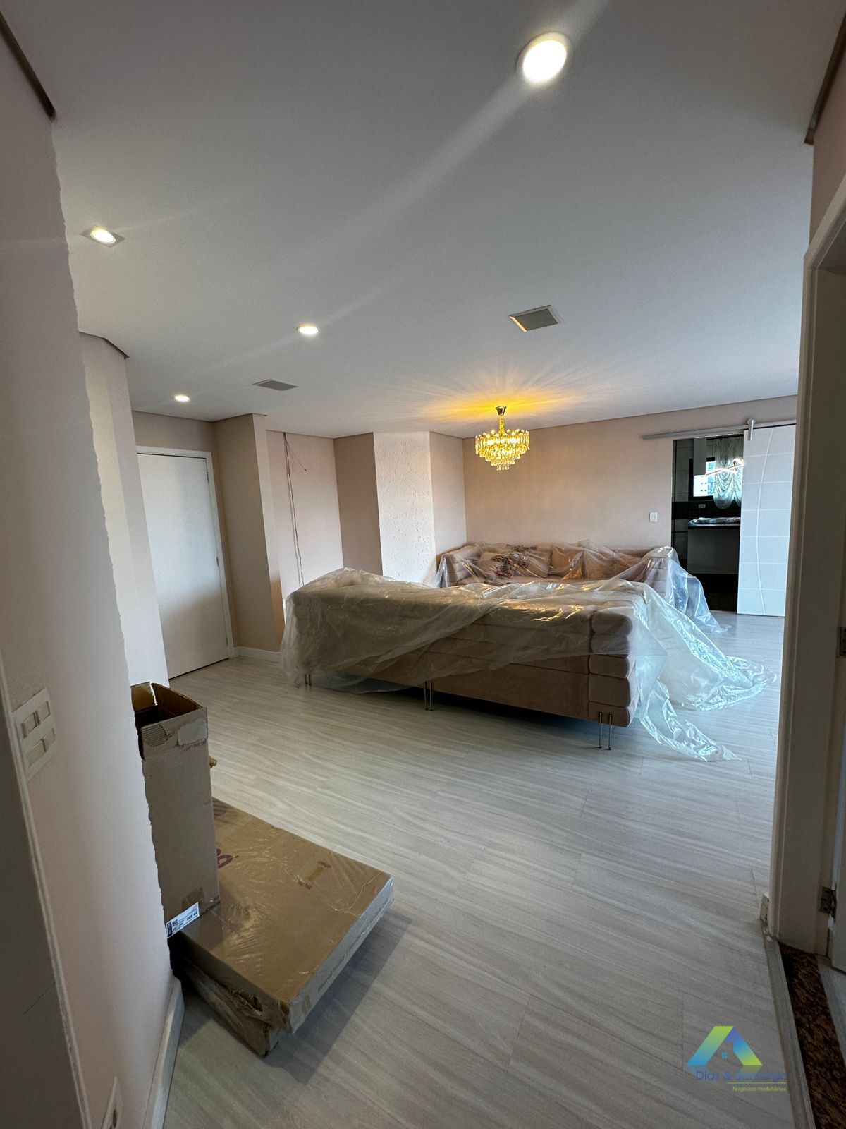 Apartamento à venda com 4 quartos, 188m² - Foto 9