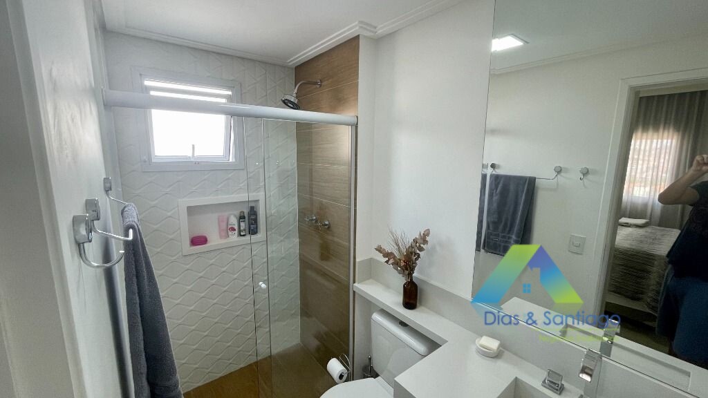 Apartamento à venda com 2 quartos, 64m² - Foto 25