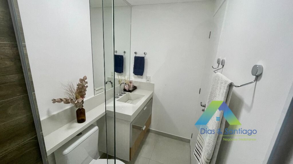 Apartamento à venda com 2 quartos, 64m² - Foto 29