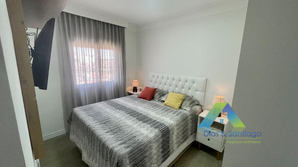 Apartamento à venda com 2 quartos, 64m² - Foto 19