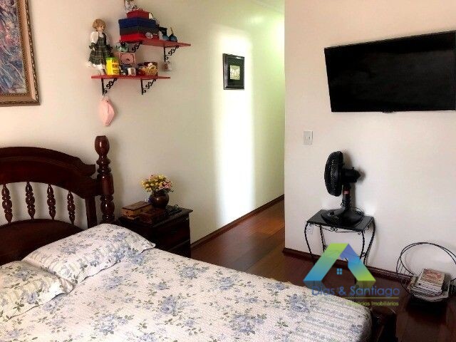 Sobrado à venda com 4 quartos, 200m² - Foto 15