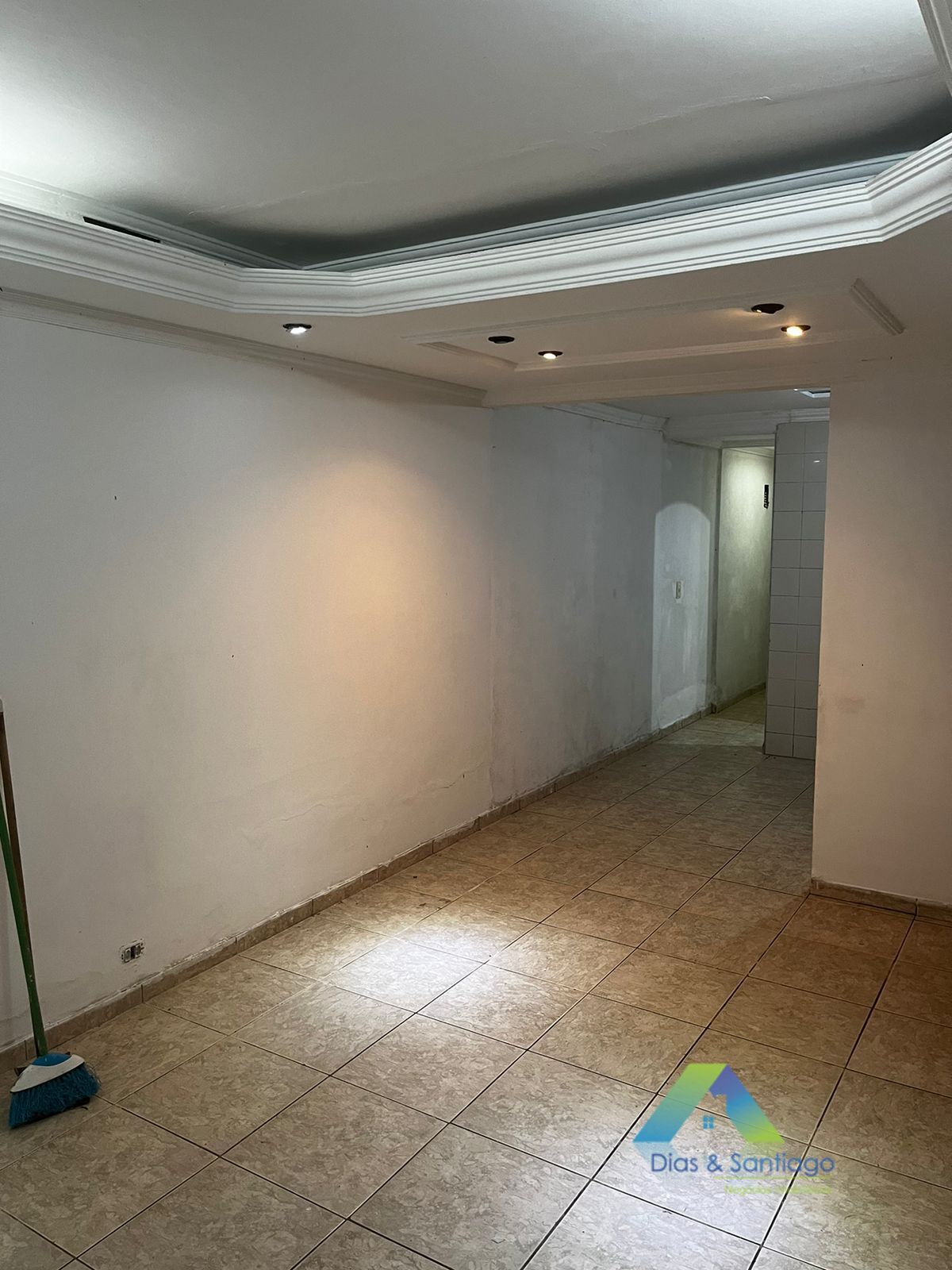 Casa à venda com 4 quartos, 250m² - Foto 5