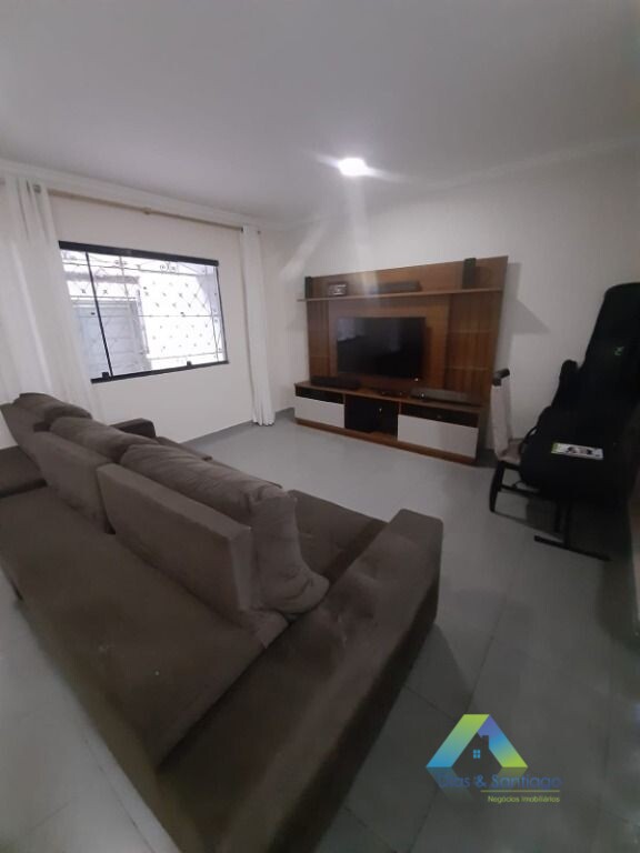 Sobrado à venda com 2 quartos, 300m² - Foto 3