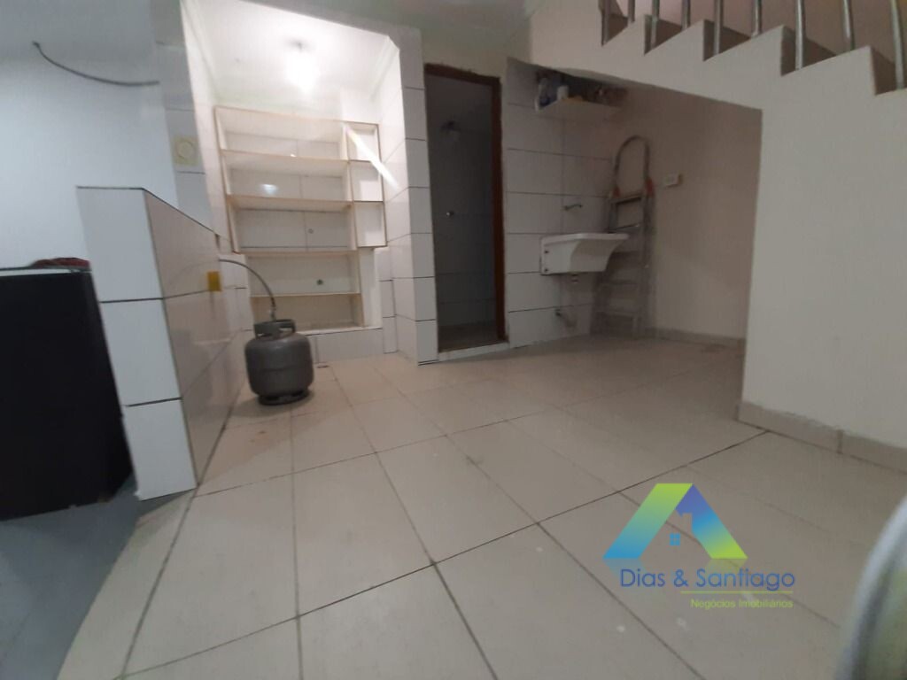 Sobrado à venda com 2 quartos, 300m² - Foto 39