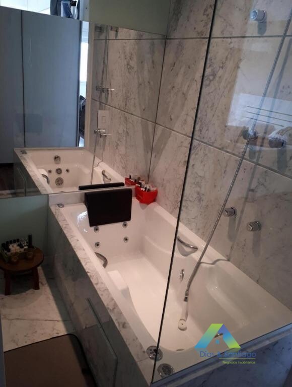 Apartamento à venda com 4 quartos, 164m² - Foto 9