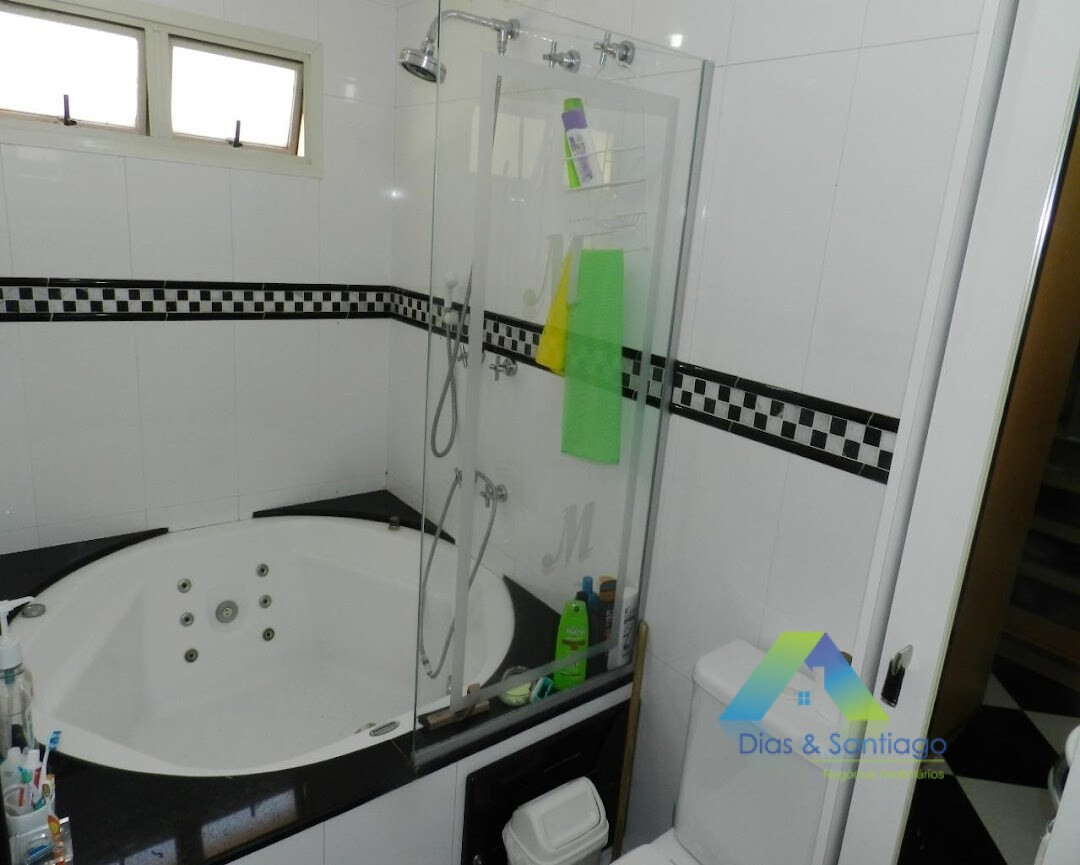 Apartamento à venda com 4 quartos, 160m² - Foto 15