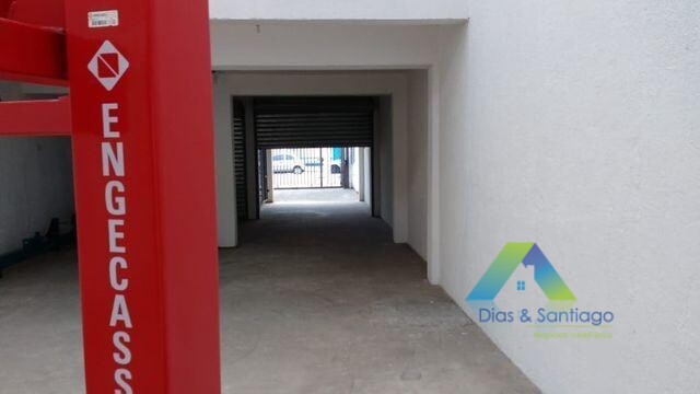 Casa à venda com 2 quartos, 200m² - Foto 4