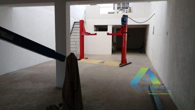 Casa à venda com 2 quartos, 200m² - Foto 3