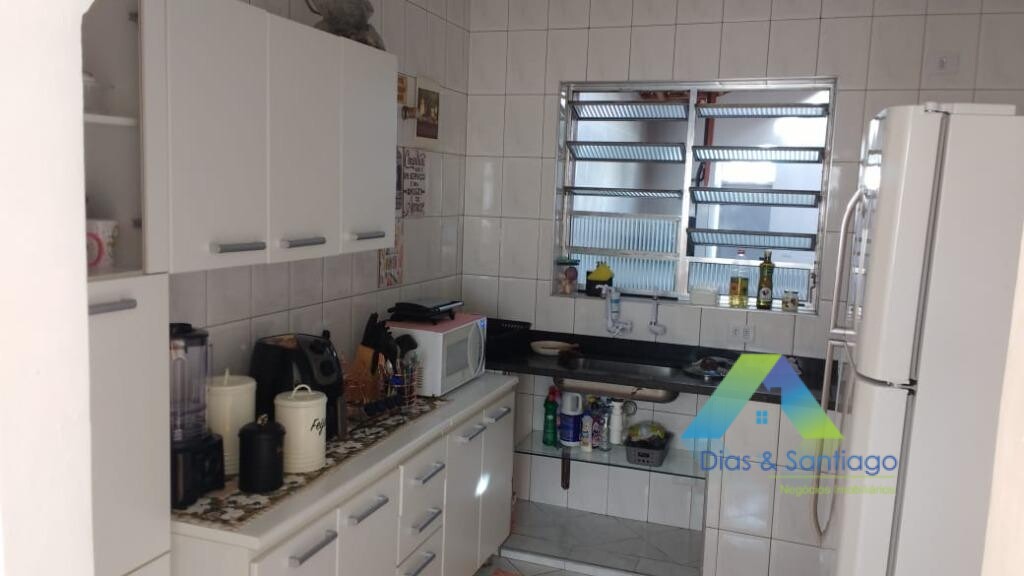 Sobrado à venda com 3 quartos, 212m² - Foto 22