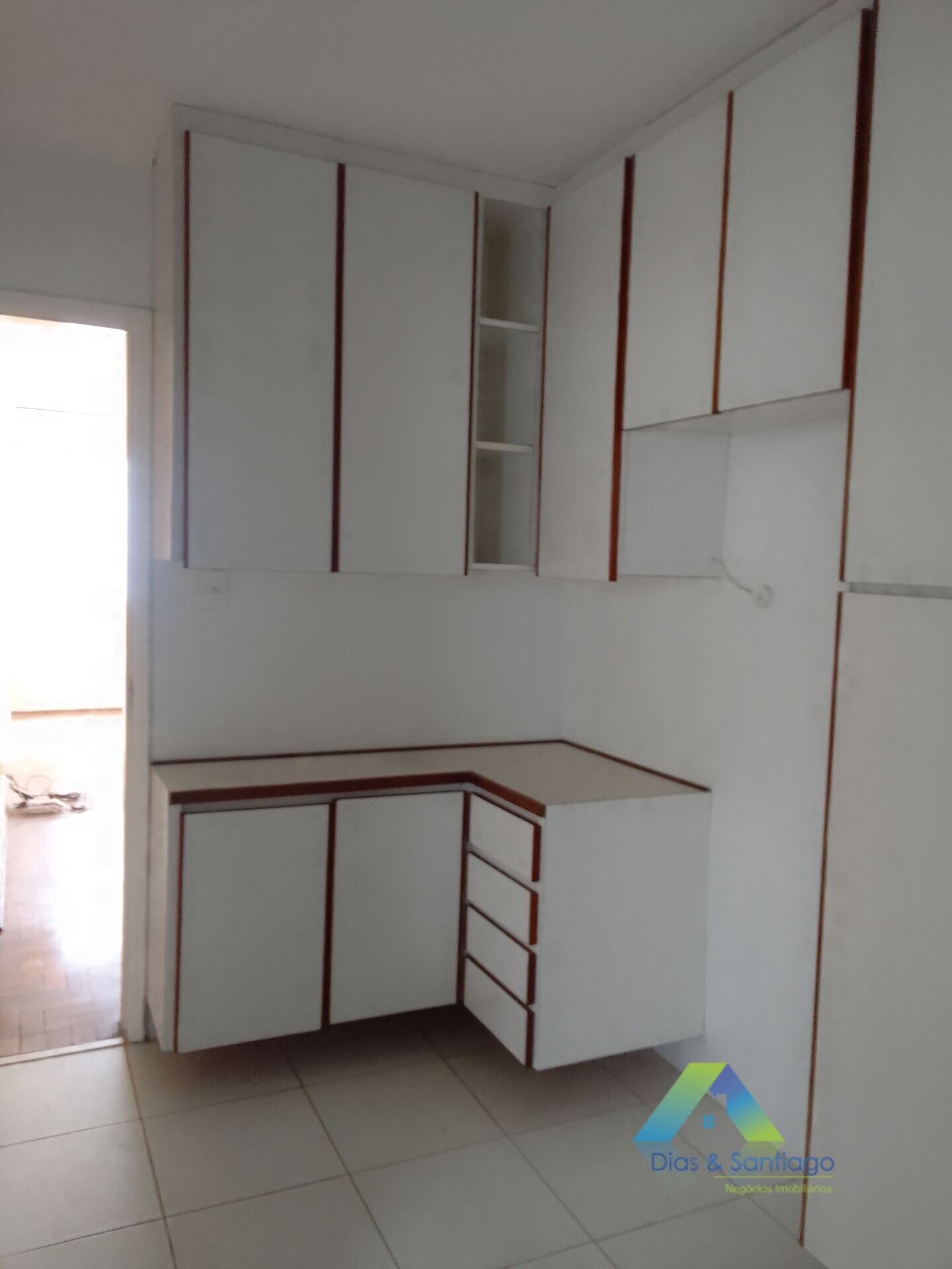 Apartamento à venda com 4 quartos, 137m² - Foto 6