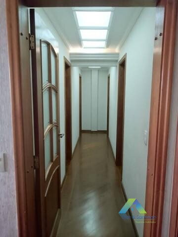 Apartamento à venda com 3 quartos, 162m² - Foto 8