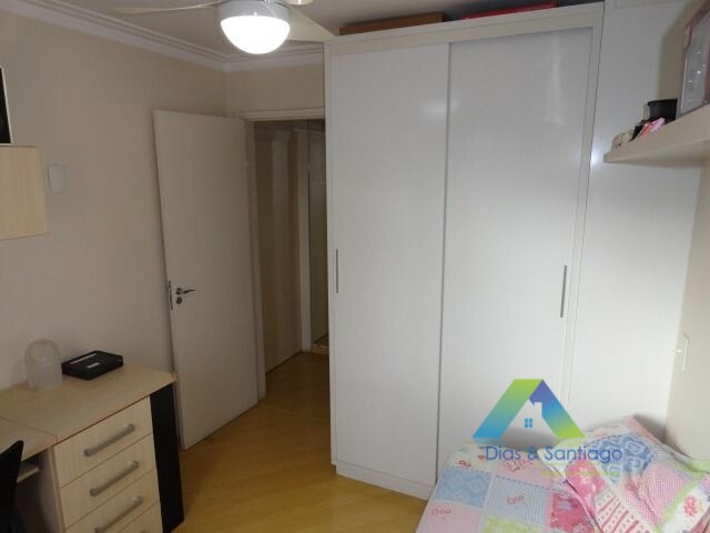 Apartamento à venda com 3 quartos, 65m² - Foto 17