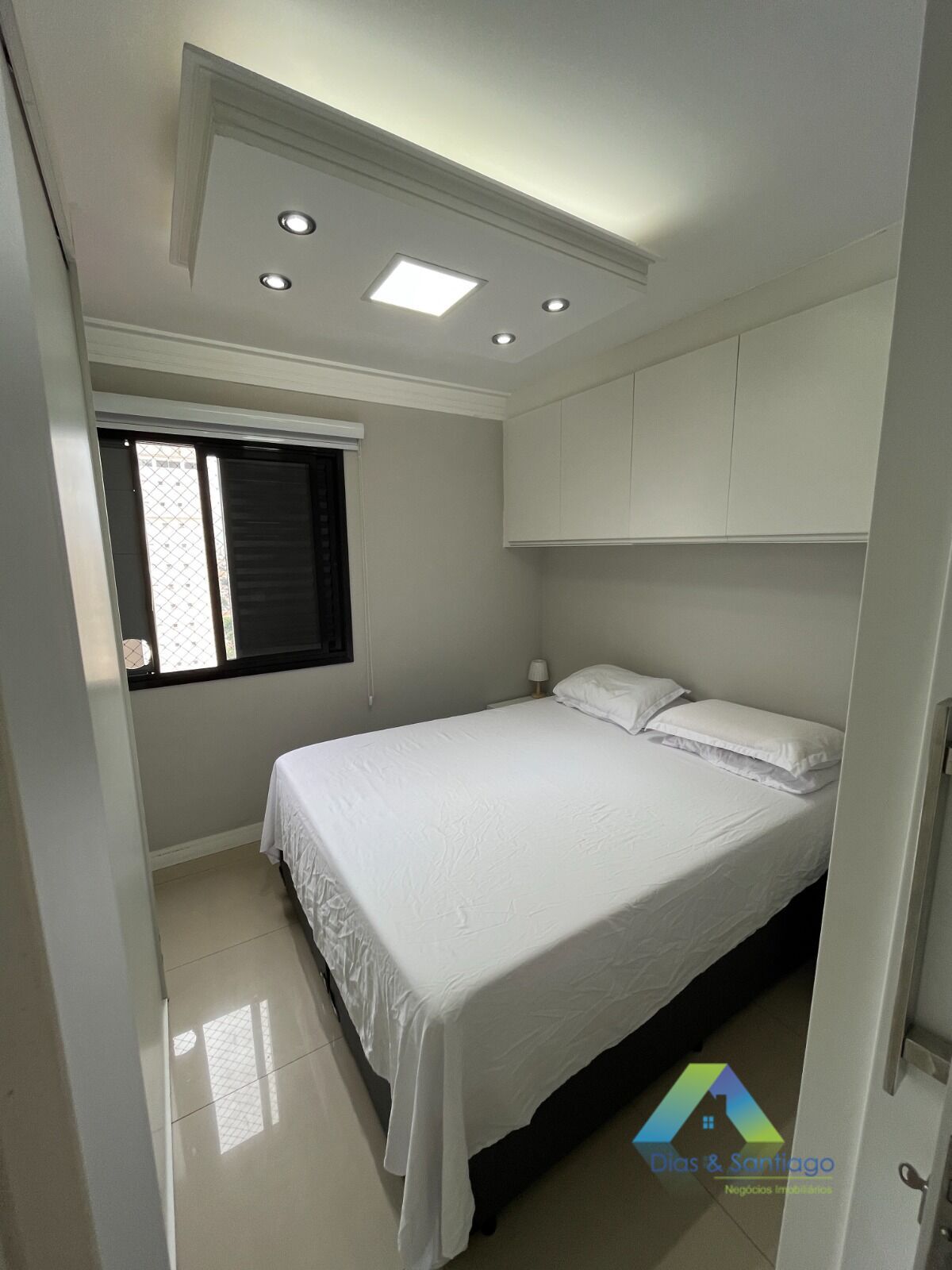 Apartamento à venda com 2 quartos, 63m² - Foto 11