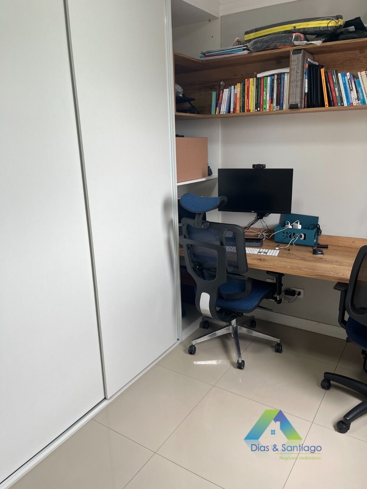 Apartamento à venda com 2 quartos, 63m² - Foto 9