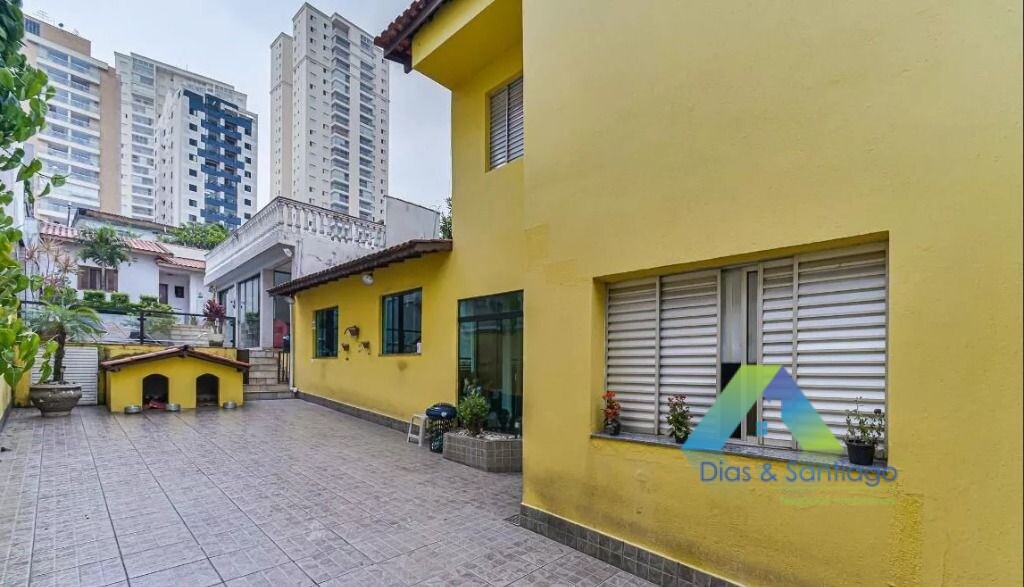 Casa à venda com 3 quartos, 300m² - Foto 31