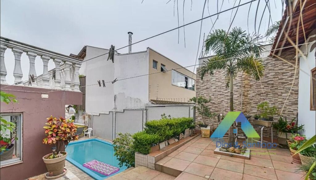 Casa à venda com 3 quartos, 300m² - Foto 53